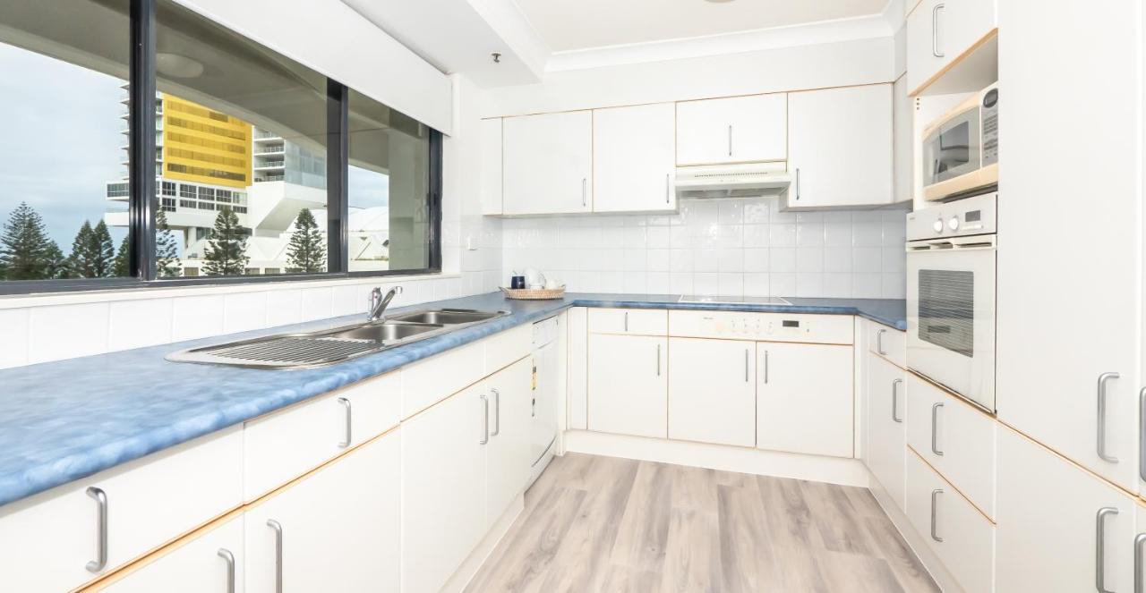 Victoria Square Apartments Gold Coast Exterior photo